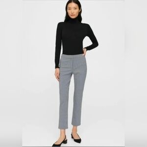 Theory Slim Kick Houndstooth Pant Size 0